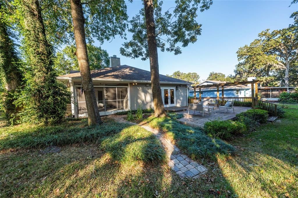 For Rent: $3,500 (3 beds, 2 baths, 2160 Square Feet)