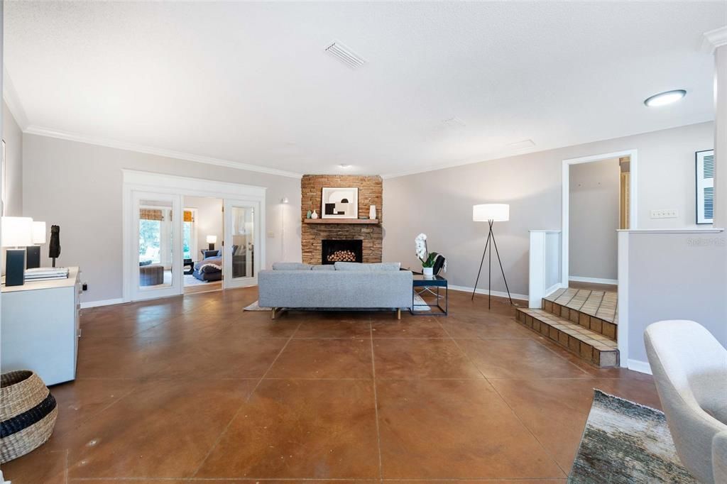 For Rent: $3,500 (3 beds, 2 baths, 2160 Square Feet)