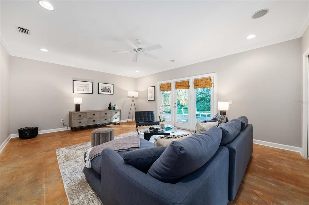 For Rent: $3,500 (3 beds, 2 baths, 2160 Square Feet)