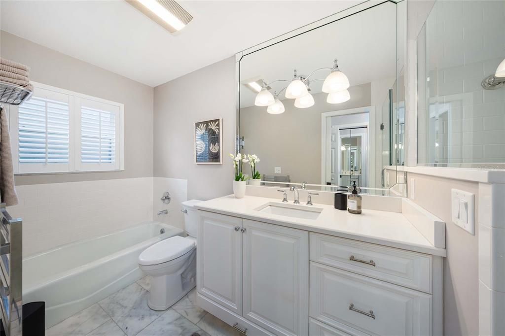 For Rent: $3,500 (3 beds, 2 baths, 2160 Square Feet)