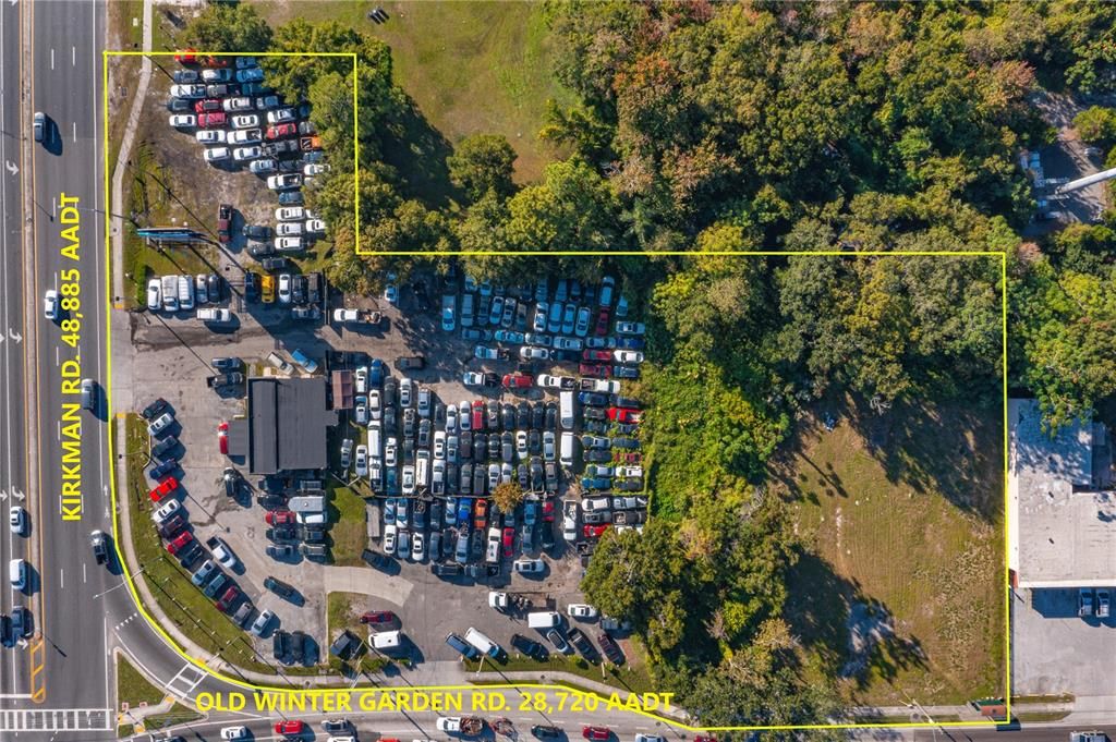 待售: $3,700,000 (2.03 acres)