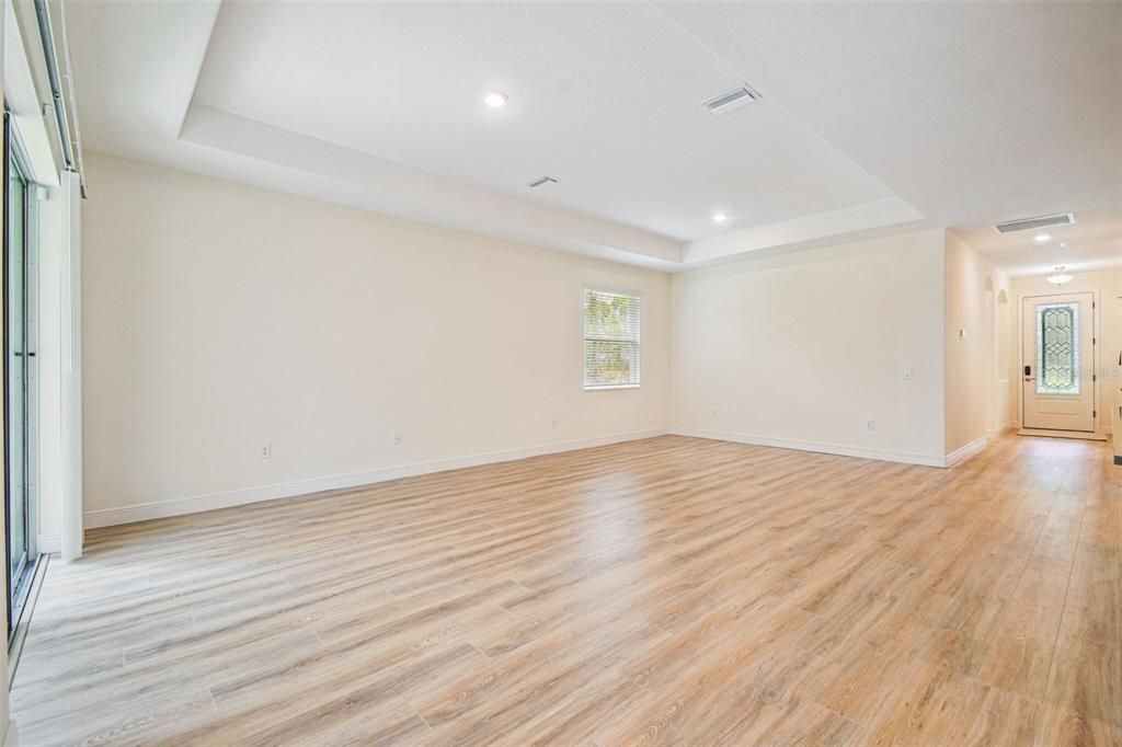 For Sale: $483,990 (3 beds, 2 baths, 1933 Square Feet)