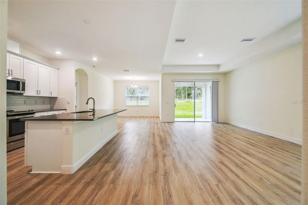 For Sale: $483,990 (3 beds, 2 baths, 1933 Square Feet)