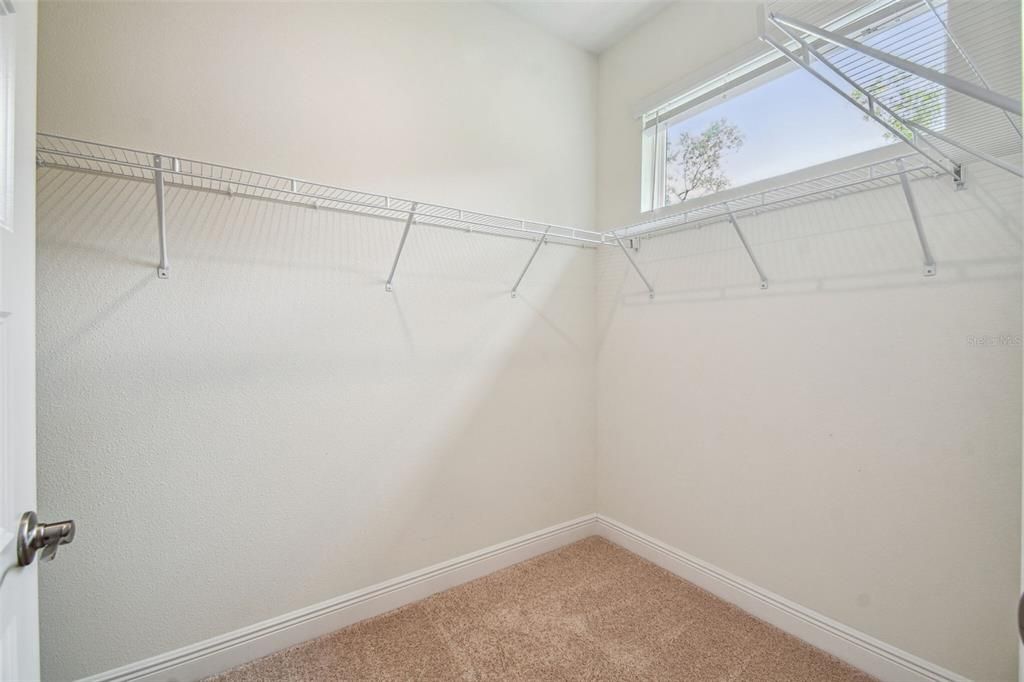 For Sale: $483,990 (3 beds, 2 baths, 1933 Square Feet)