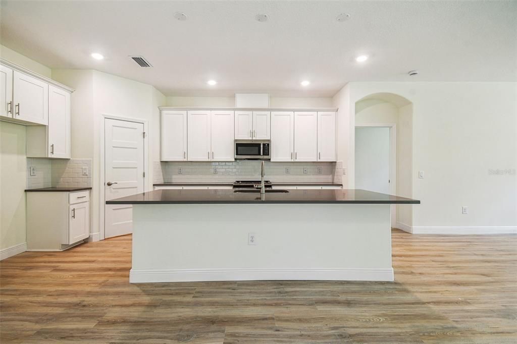 For Sale: $483,990 (3 beds, 2 baths, 1933 Square Feet)