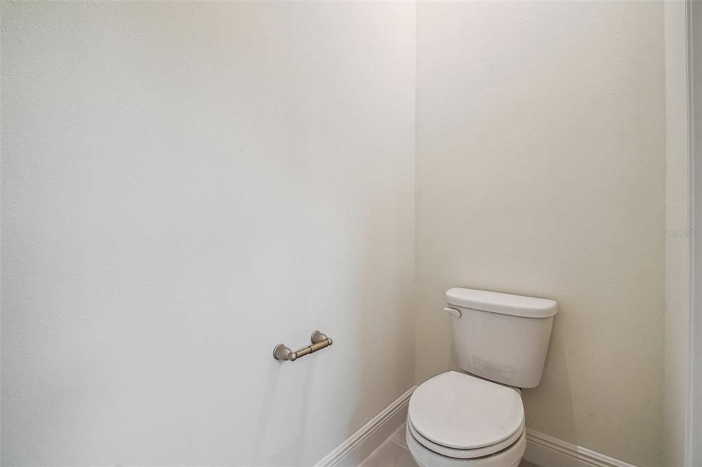 For Sale: $483,990 (3 beds, 2 baths, 1933 Square Feet)