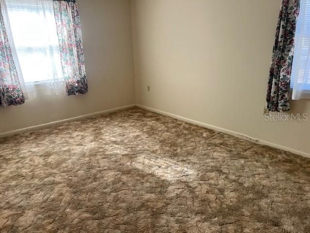 Active With Contract: $220,000 (3 beds, 2 baths, 1422 Square Feet)