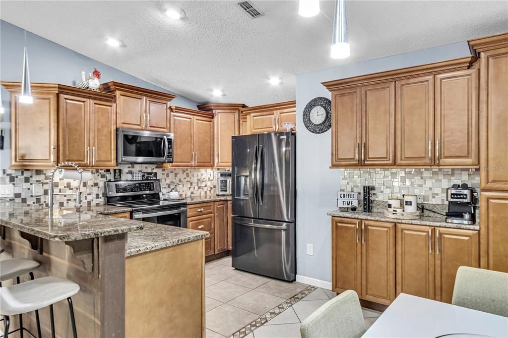 Active With Contract: $345,000 (3 beds, 2 baths, 1280 Square Feet)