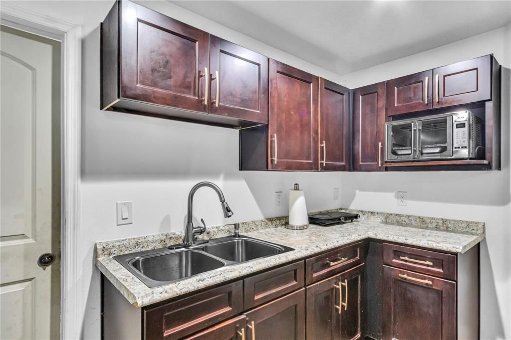 Active With Contract: $345,000 (3 beds, 2 baths, 1280 Square Feet)