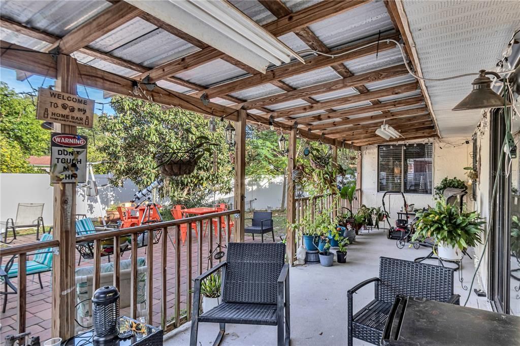 Active With Contract: $345,000 (3 beds, 2 baths, 1280 Square Feet)