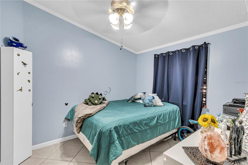 Active With Contract: $345,000 (3 beds, 2 baths, 1280 Square Feet)