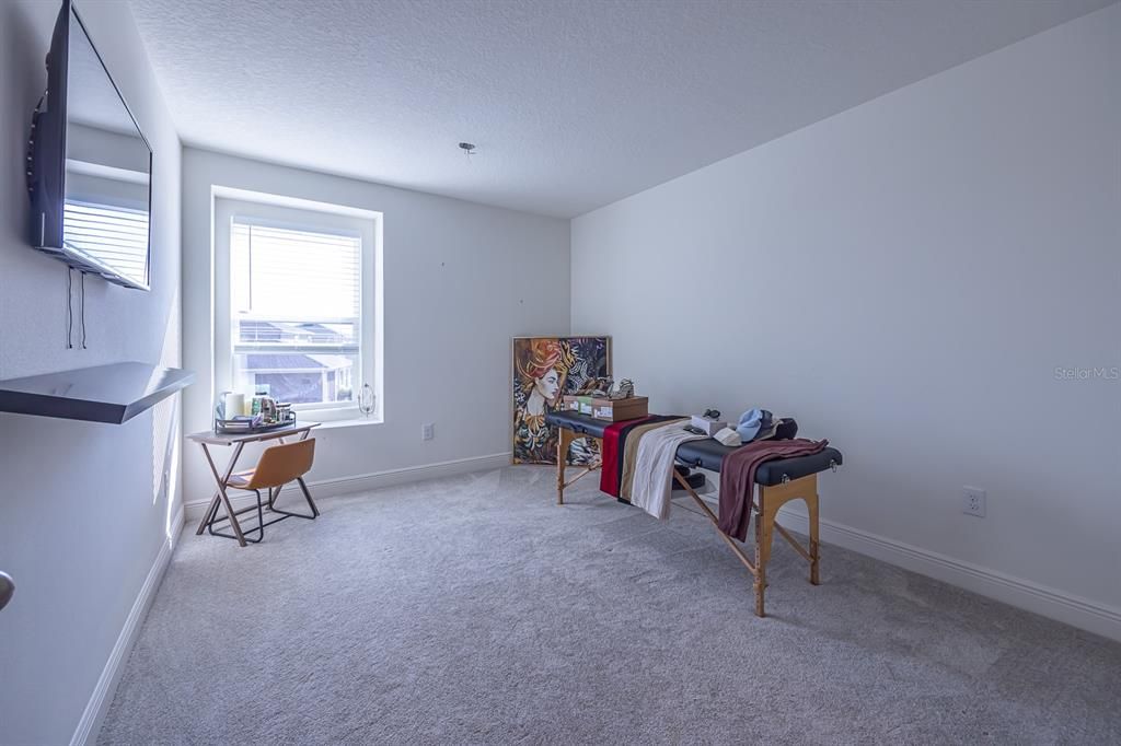 待售: $479,000 (5 贝兹, 3 浴室, 2600 平方英尺)