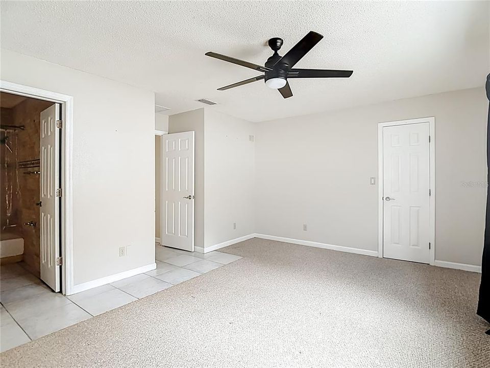 For Sale: $325,000 (3 beds, 2 baths, 1518 Square Feet)