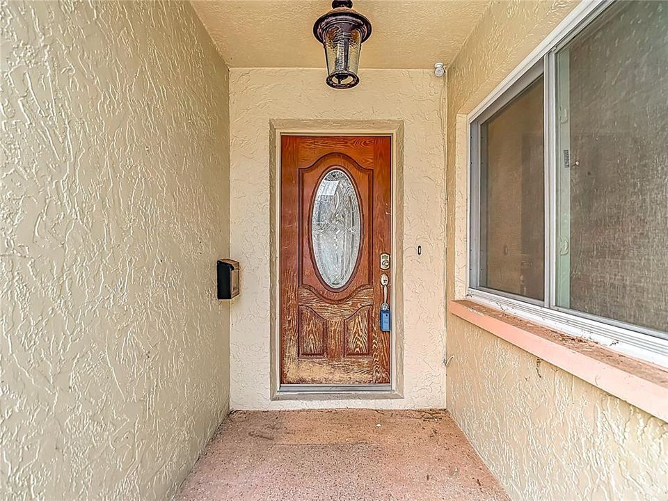 For Sale: $325,000 (3 beds, 2 baths, 1518 Square Feet)