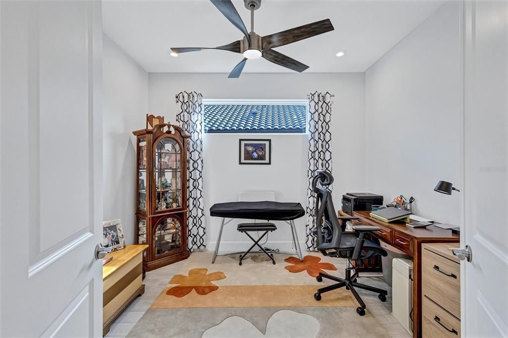 En Venta: $629,900 (2 camas, 2 baños, 1678 Pies cuadrados)