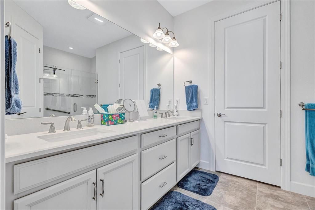 En Venta: $629,900 (2 camas, 2 baños, 1678 Pies cuadrados)