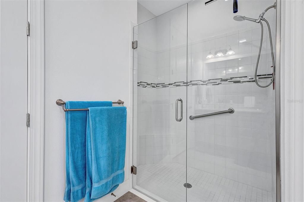 En Venta: $629,900 (2 camas, 2 baños, 1678 Pies cuadrados)