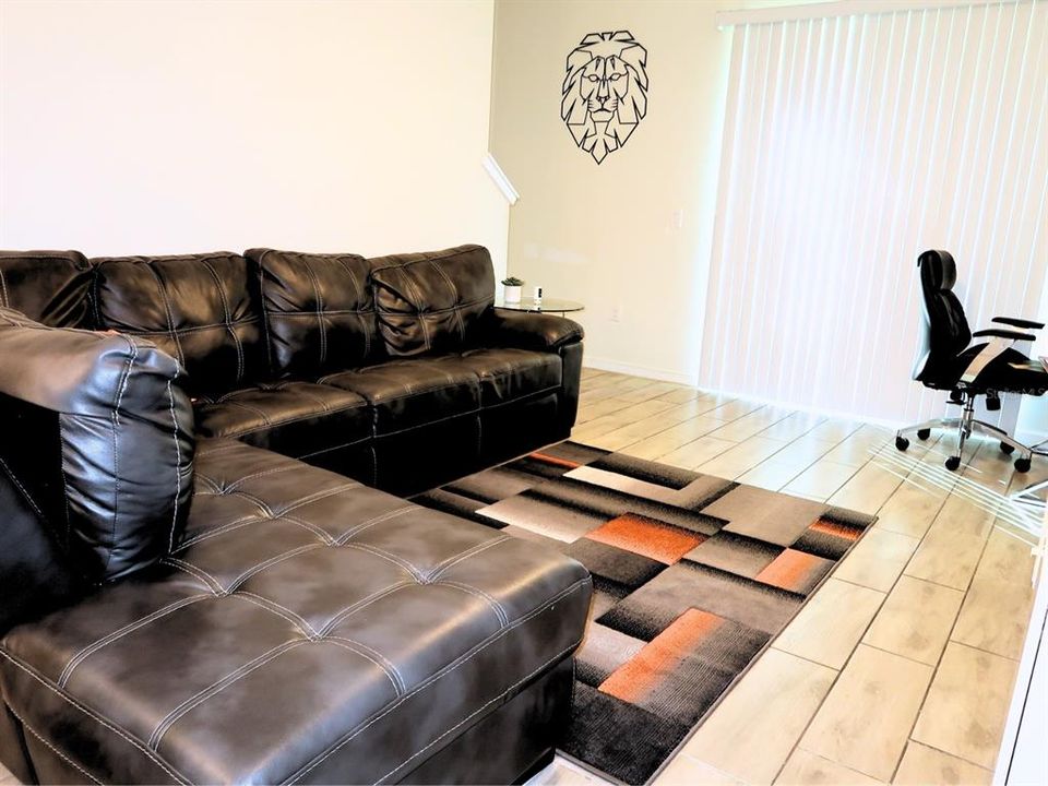 В аренду: $2,200 (3 спален, 2 ванн, 1284 Квадратных фут)