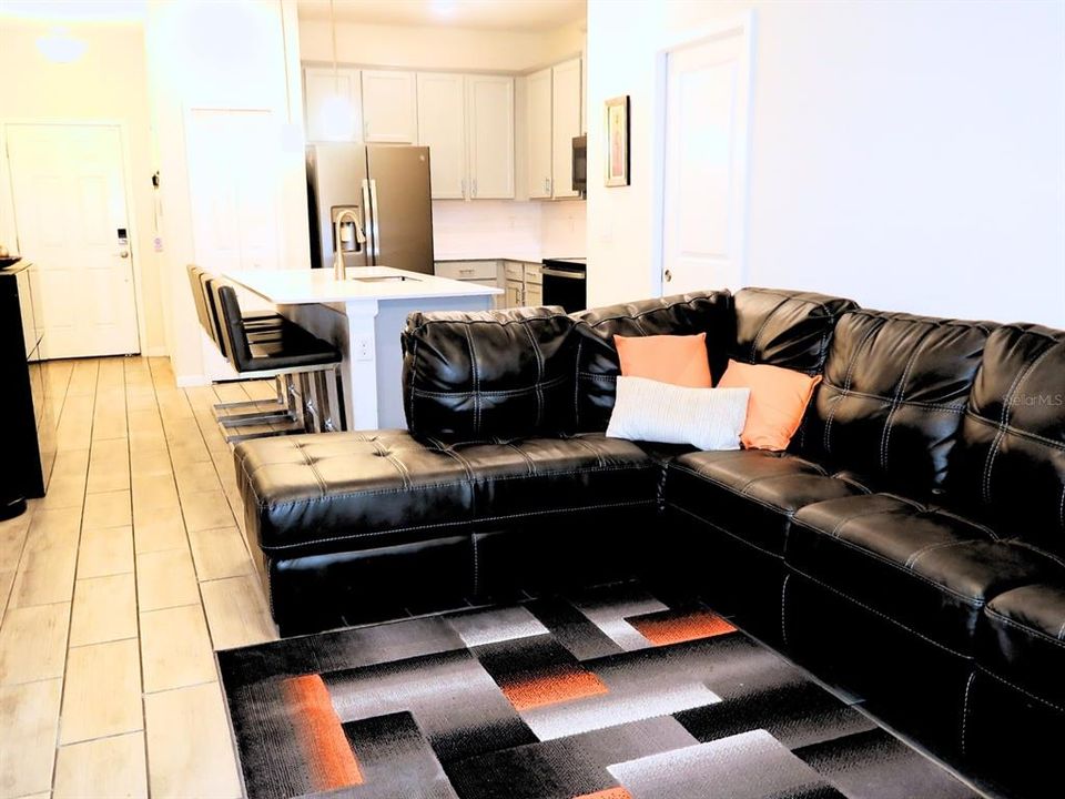 В аренду: $2,200 (3 спален, 2 ванн, 1284 Квадратных фут)