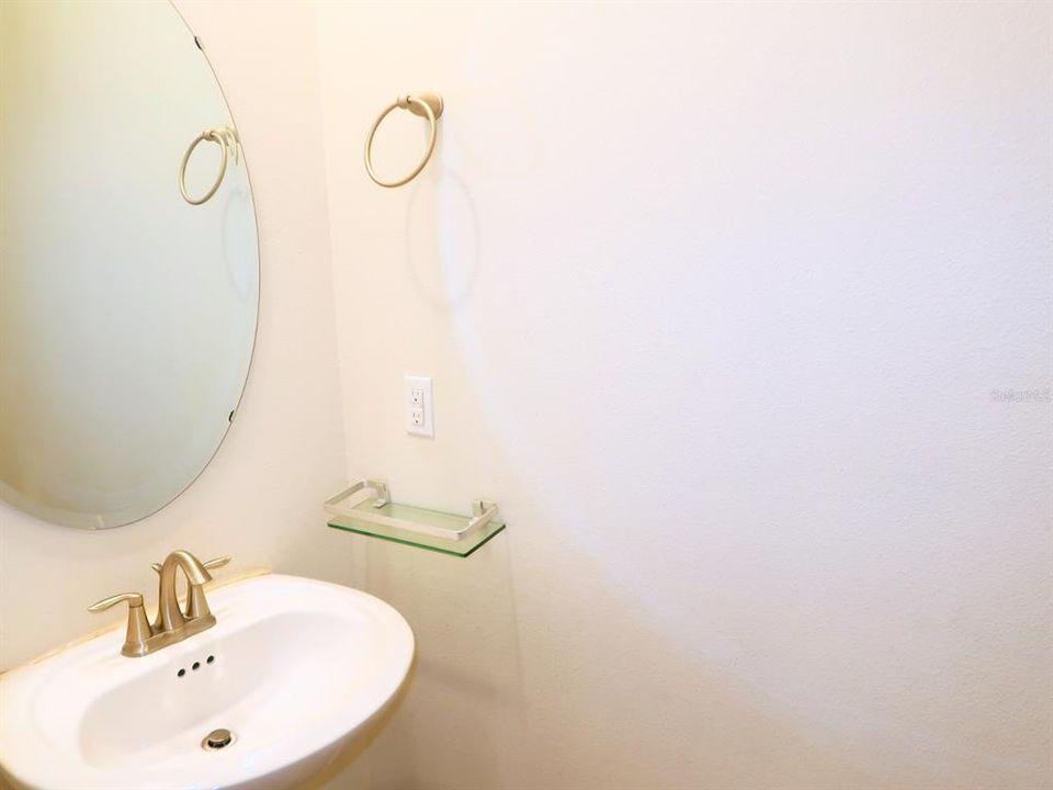 В аренду: $2,200 (3 спален, 2 ванн, 1284 Квадратных фут)