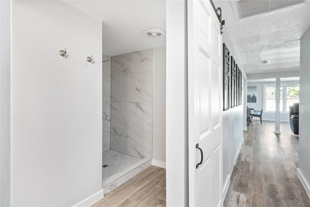 En Venta: $2,844,400 (5 camas, 4 baños, 2654 Pies cuadrados)