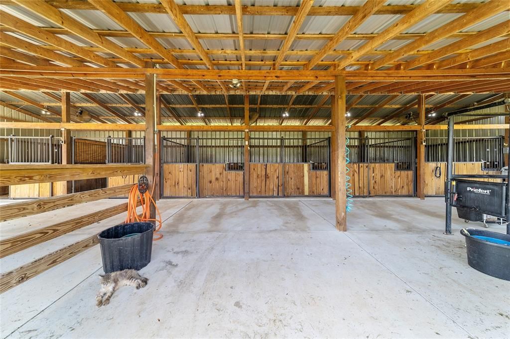 En Venta: $2,844,400 (5 camas, 4 baños, 2654 Pies cuadrados)