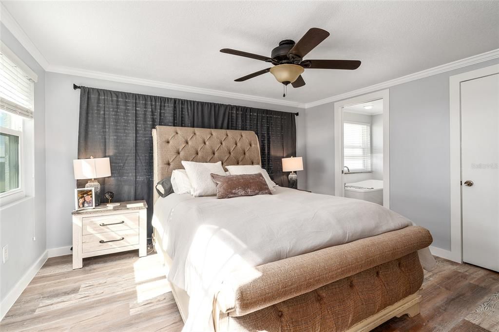 En Venta: $2,844,400 (5 camas, 4 baños, 2654 Pies cuadrados)