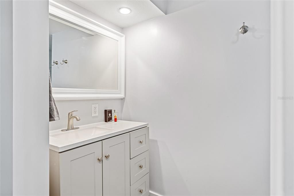 En Venta: $2,844,400 (5 camas, 4 baños, 2654 Pies cuadrados)