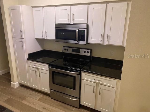 For Rent: $2,495 (2 beds, 2 baths, 1152 Square Feet)