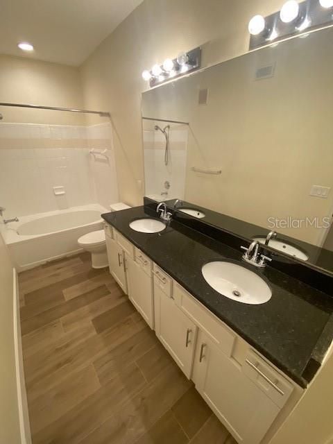 For Rent: $2,495 (2 beds, 2 baths, 1152 Square Feet)