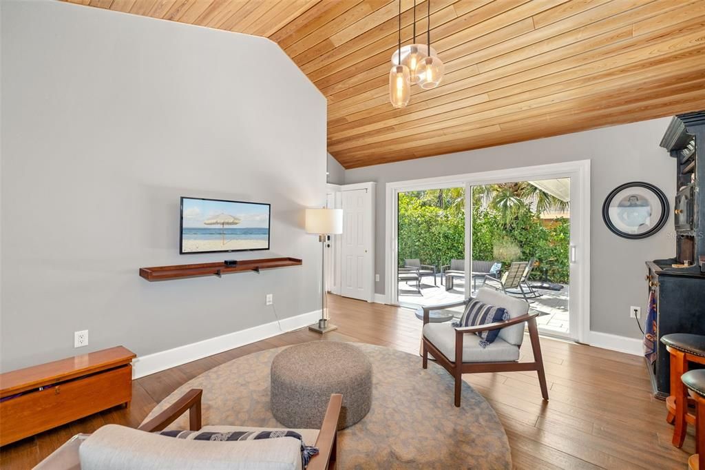 На продажу: $1,895,000 (4 спален, 3 ванн, 3466 Квадратных фут)