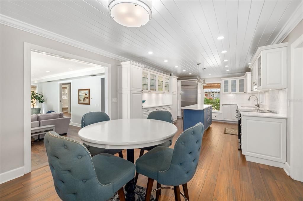 На продажу: $1,895,000 (4 спален, 3 ванн, 3466 Квадратных фут)