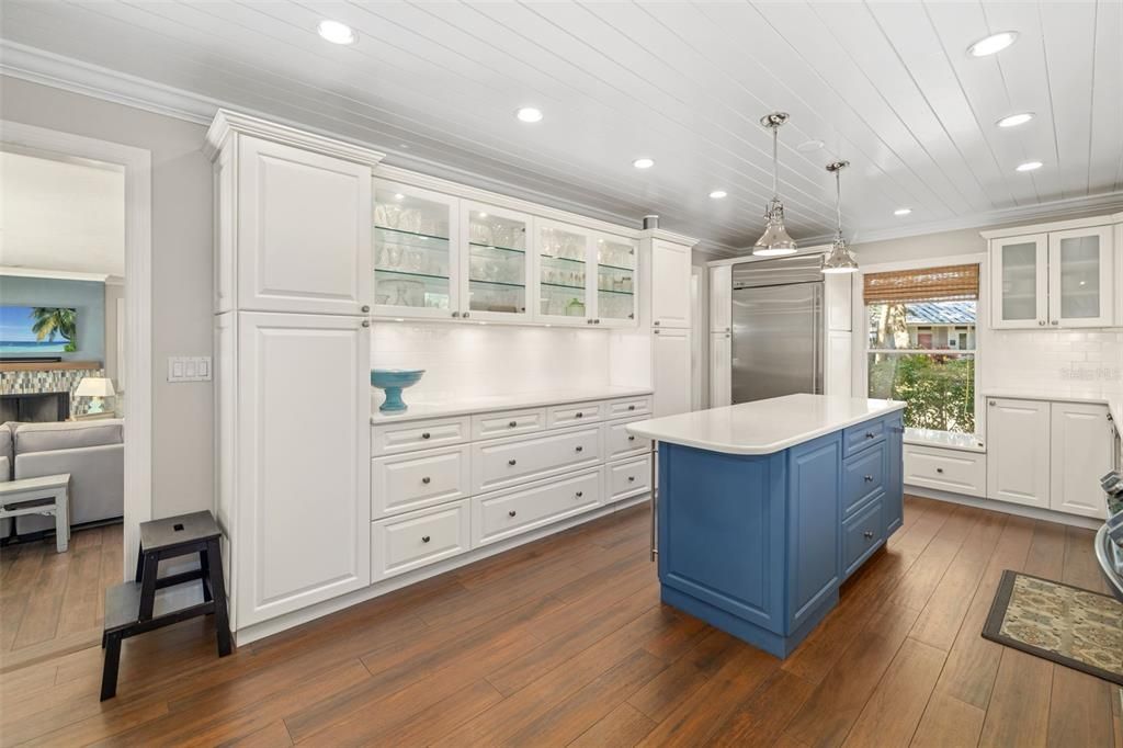 На продажу: $1,895,000 (4 спален, 3 ванн, 3466 Квадратных фут)