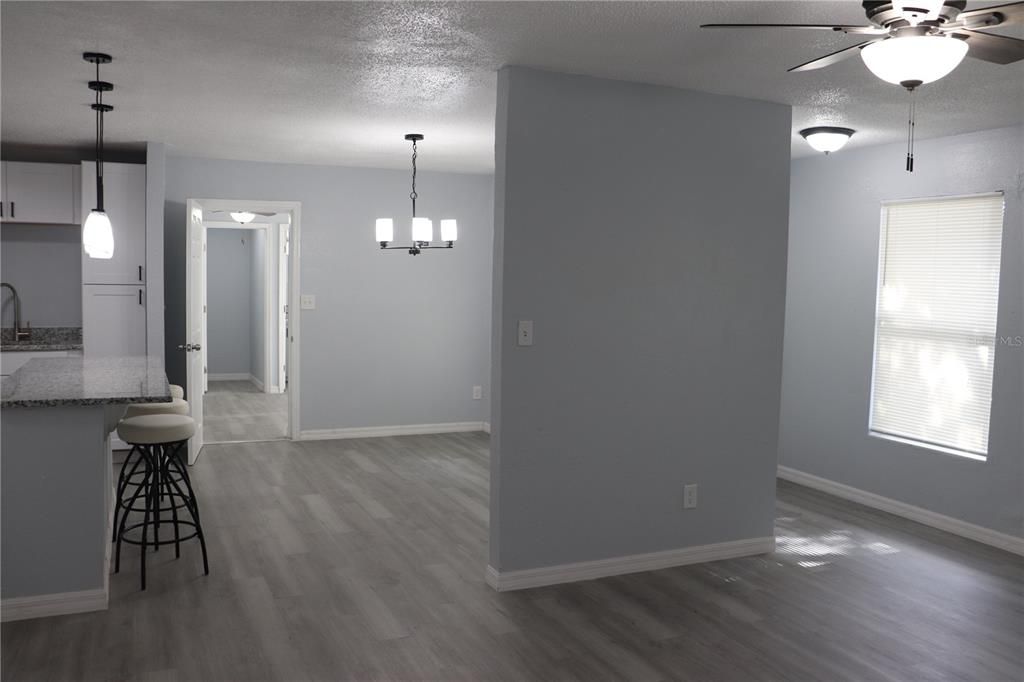 For Sale: $324,900 (4 beds, 2 baths, 1556 Square Feet)