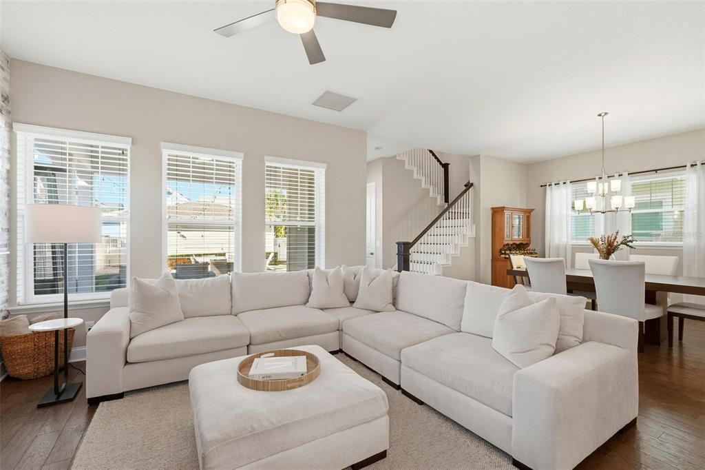 For Sale: $859,900 (3 beds, 2 baths, 2421 Square Feet)