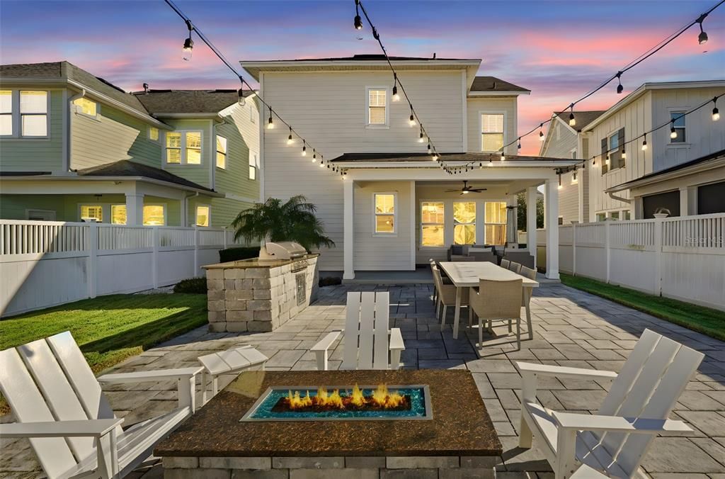 For Sale: $859,900 (3 beds, 2 baths, 2421 Square Feet)