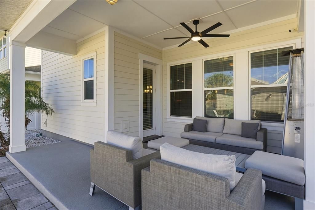 For Sale: $859,900 (3 beds, 2 baths, 2421 Square Feet)