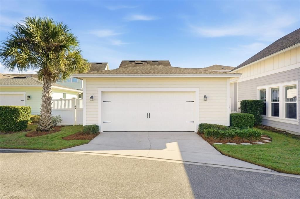 For Sale: $859,900 (3 beds, 2 baths, 2421 Square Feet)