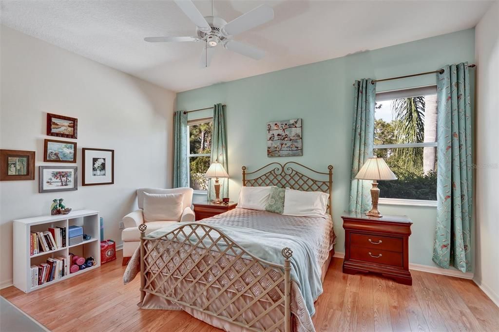 待售: $535,000 (3 贝兹, 2 浴室, 2206 平方英尺)