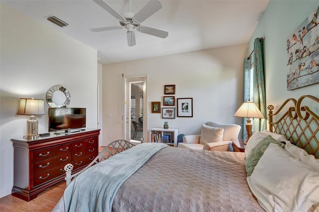 待售: $535,000 (3 贝兹, 2 浴室, 2206 平方英尺)