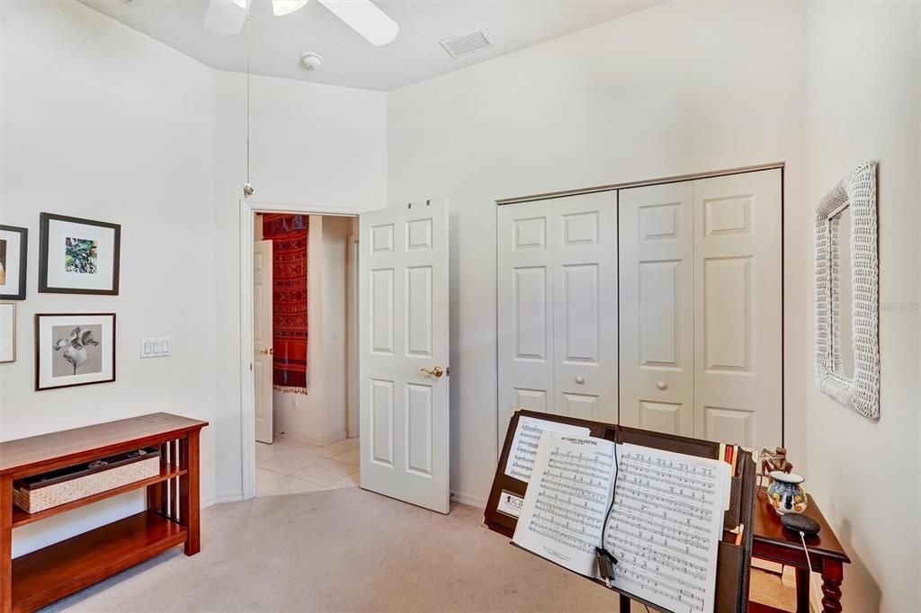 待售: $535,000 (3 贝兹, 2 浴室, 2206 平方英尺)