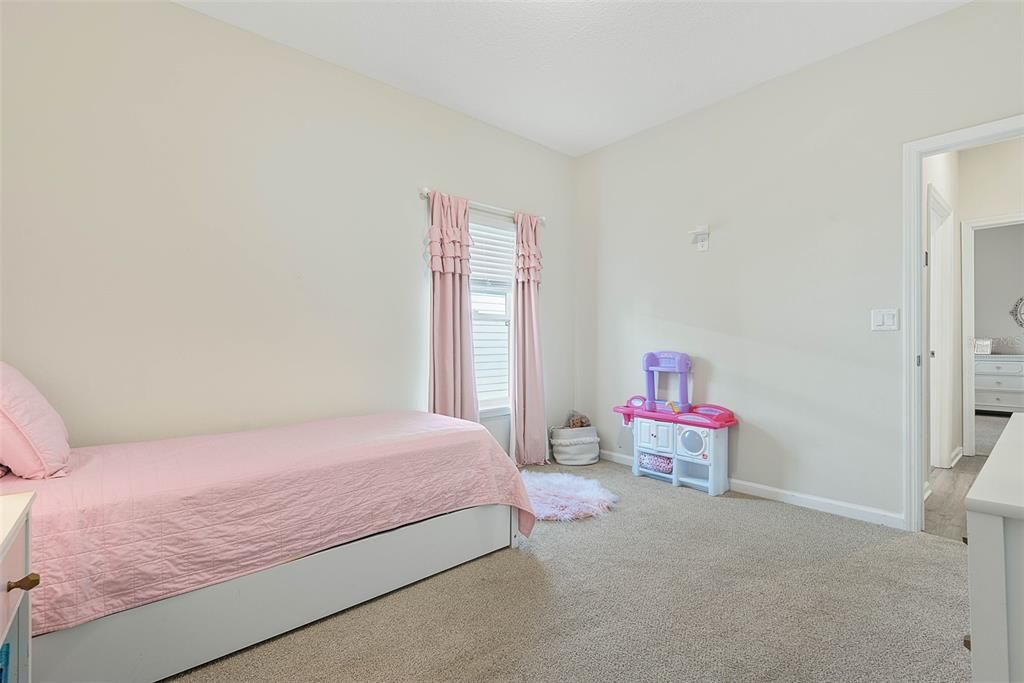 For Sale: $525,000 (4 beds, 3 baths, 2754 Square Feet)