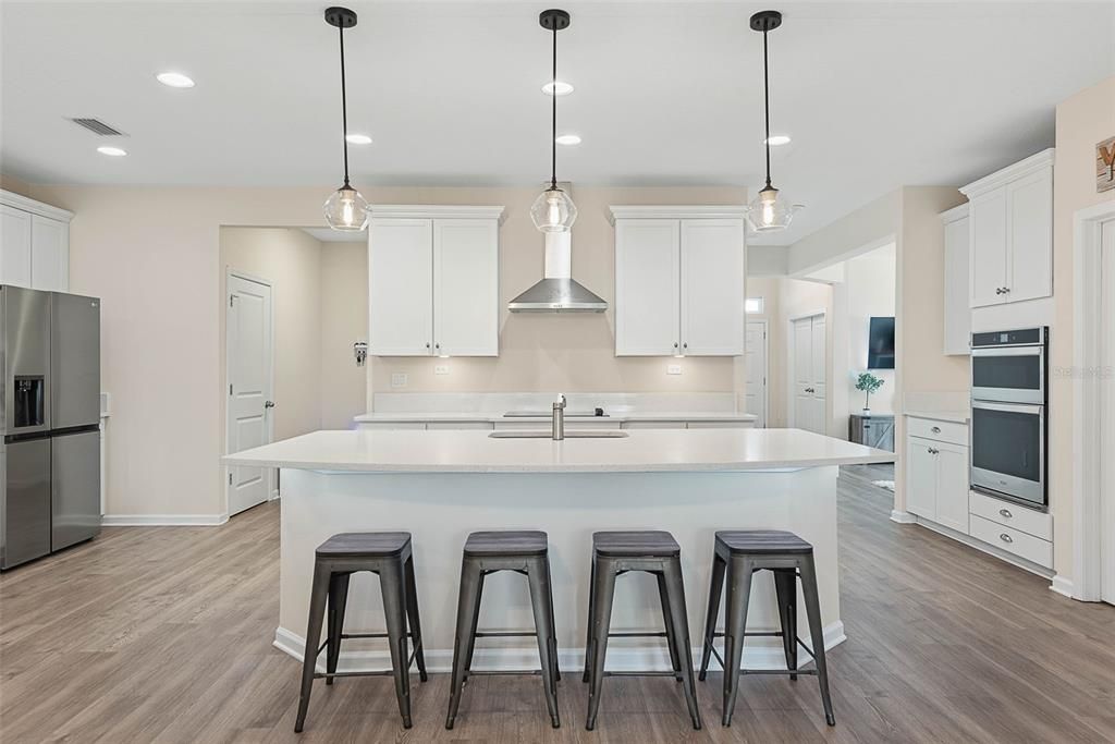 For Sale: $525,000 (4 beds, 3 baths, 2754 Square Feet)