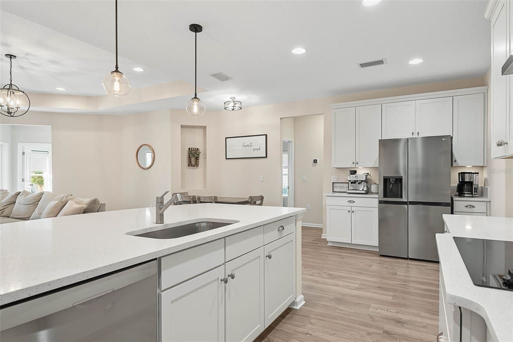 For Sale: $525,000 (4 beds, 3 baths, 2754 Square Feet)