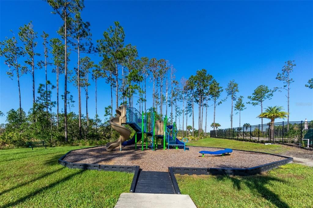 For Sale: $525,000 (4 beds, 3 baths, 2754 Square Feet)