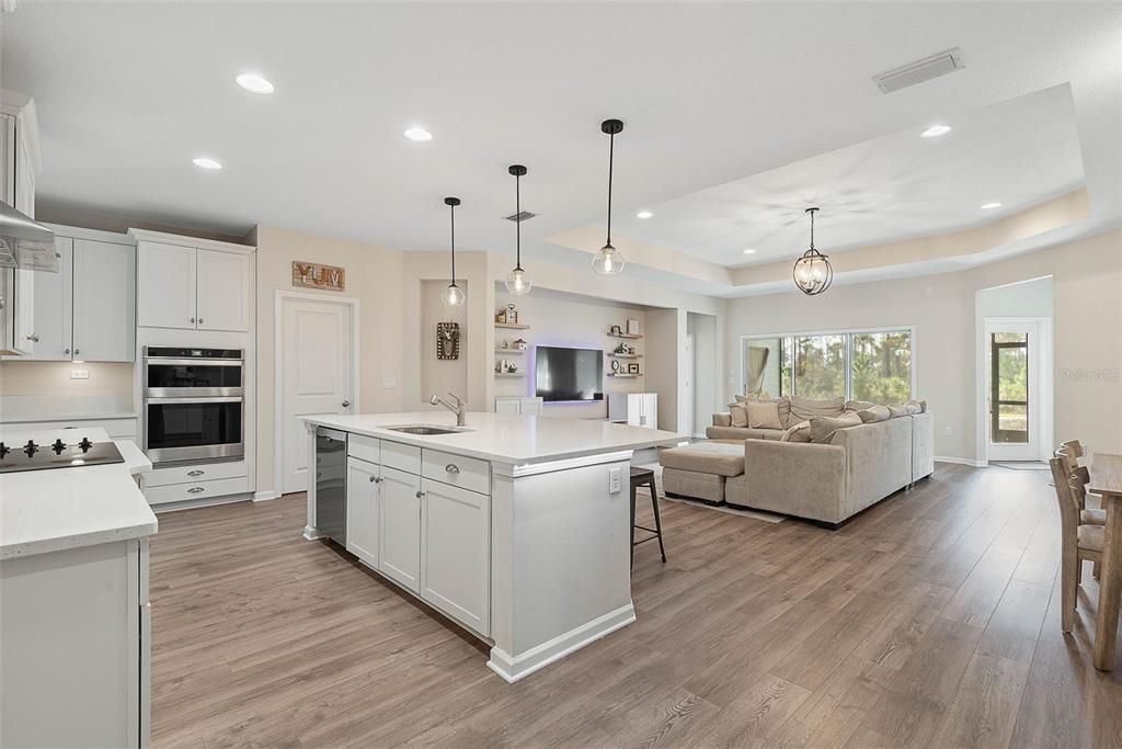 For Sale: $525,000 (4 beds, 3 baths, 2754 Square Feet)