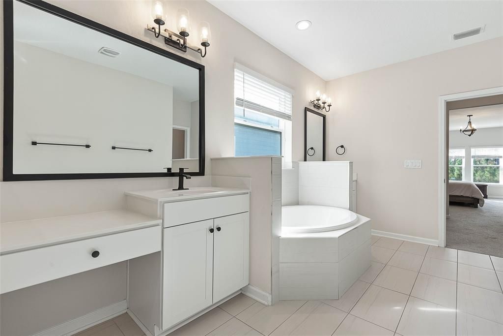 For Sale: $525,000 (4 beds, 3 baths, 2754 Square Feet)