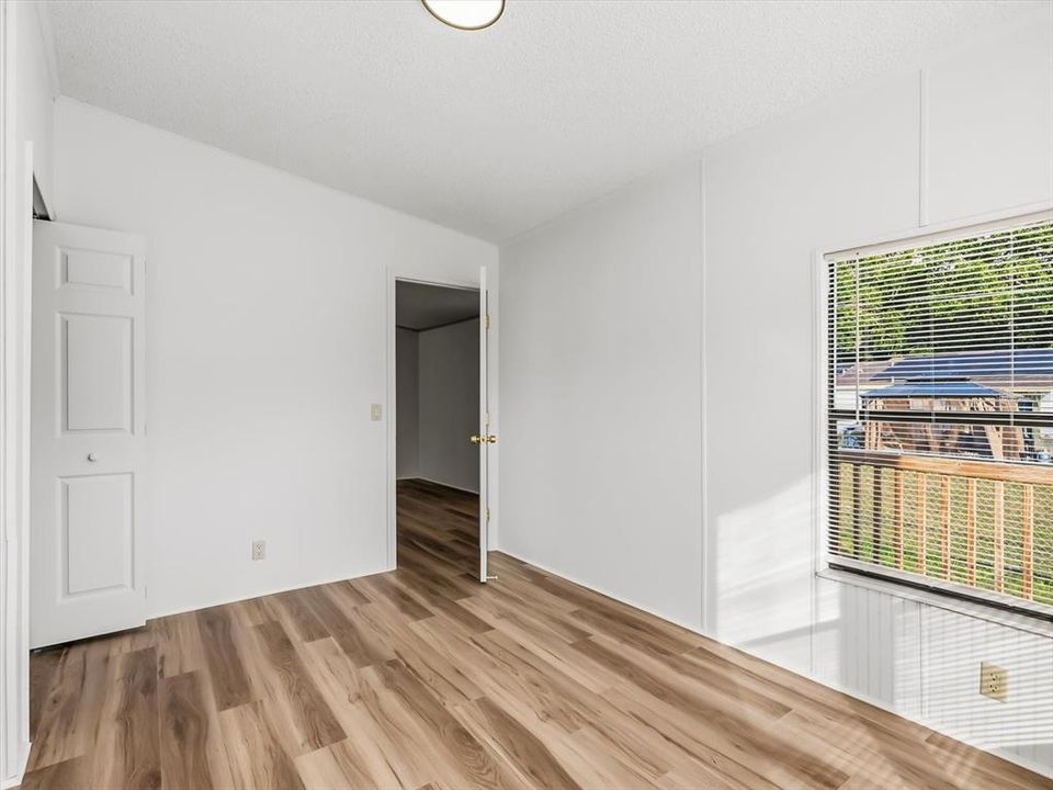 待售: $254,000 (3 贝兹, 2 浴室, 1484 平方英尺)