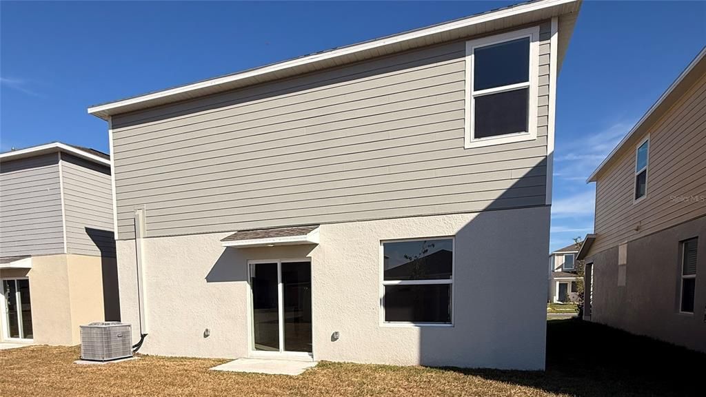 En Renta: $2,300 (5 camas, 2 baños, 2112 Pies cuadrados)