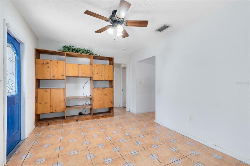 待售: $395,000 (3 贝兹, 2 浴室, 1518 平方英尺)